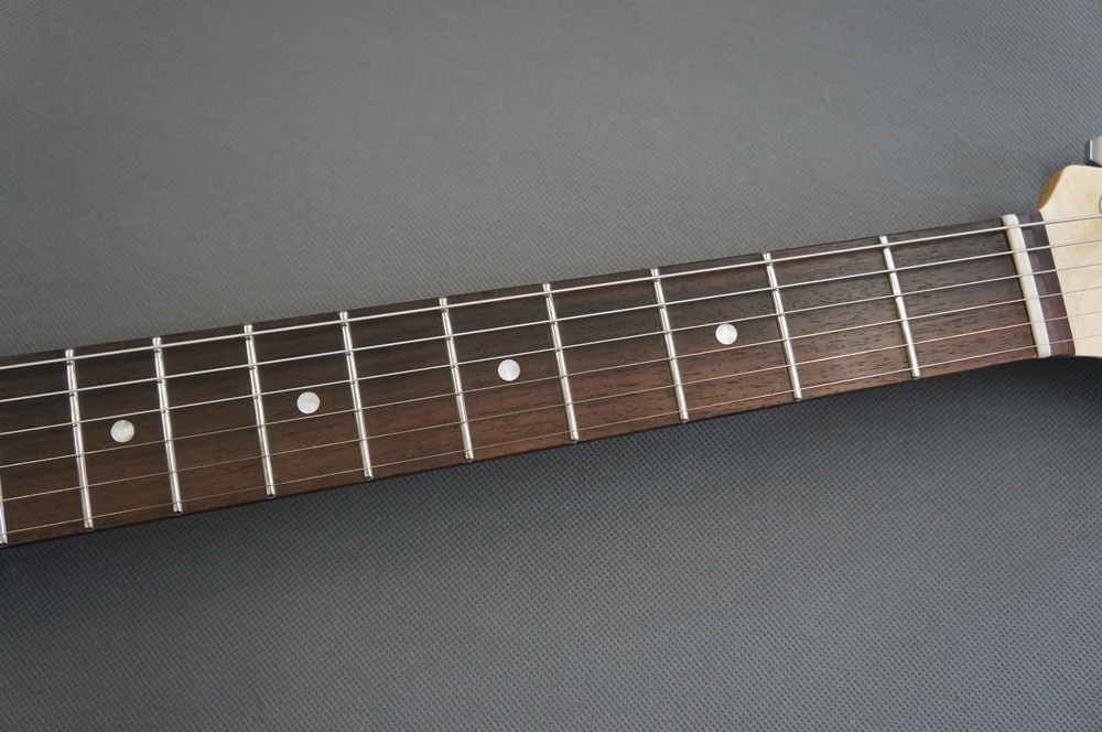 EDWARDS E-SNAPPER-AL/R - Lake Placid Blue - / 楽器屋BOW オンライン