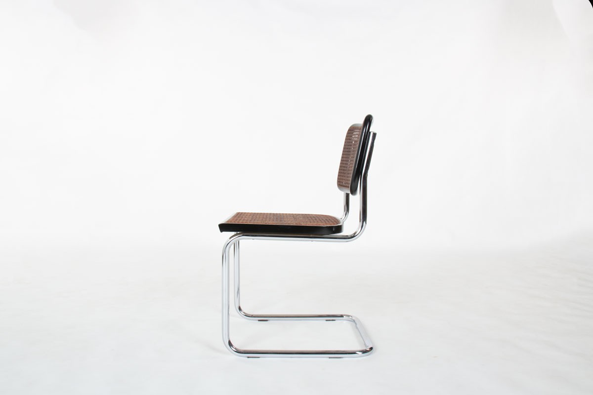 Famous B32 chairs: icon of Marcel Breuer