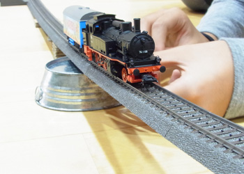 maerklin メルクリン スペシャルコンテンツ 坂道を作る/木のおもちゃ