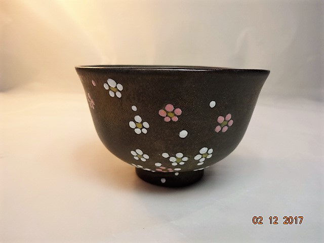 茶道具・陶磁器・薩摩焼・黒薩摩・梅紋・茶碗・中野 静鳳作 茶道具