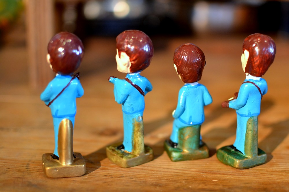 THE Beatlesビートルズ首振り人形セット - ガジェットモード