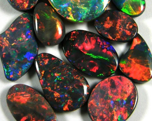 赤斑は幻になってしまうのか？ | オパール・オーストラリアのアレコレ