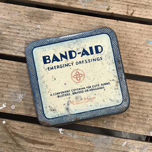 ジョンソン&ジョンソン ヴィンテージバンドエイド缶｜「GENIO ANTICA