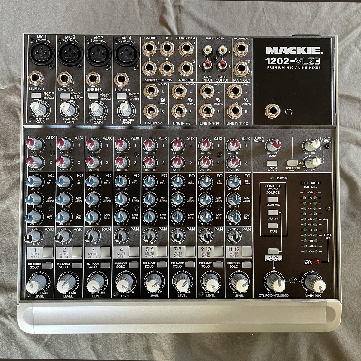Mackie 1202-VLZ3 12-Channel PA Mixer USED – Gear Distro