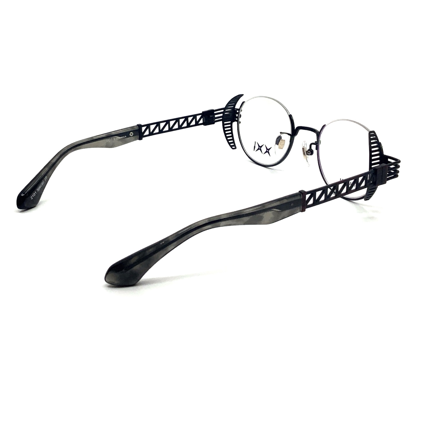 1011 by Jun Koga1011バイジュンコウガ メガネ 狷介孤高 C-2101