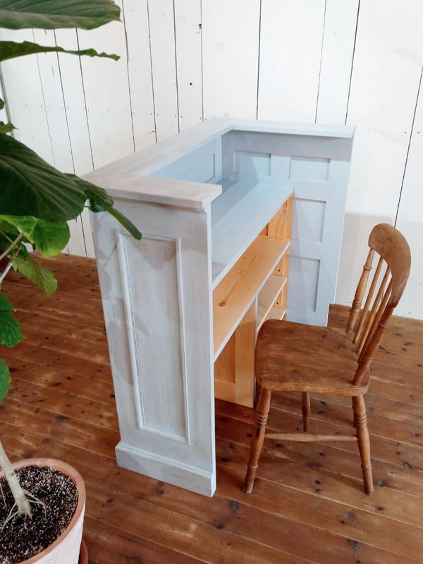 自宅サロンにぴったり簡易L字型のアンティーク調レジカウンター@大阪