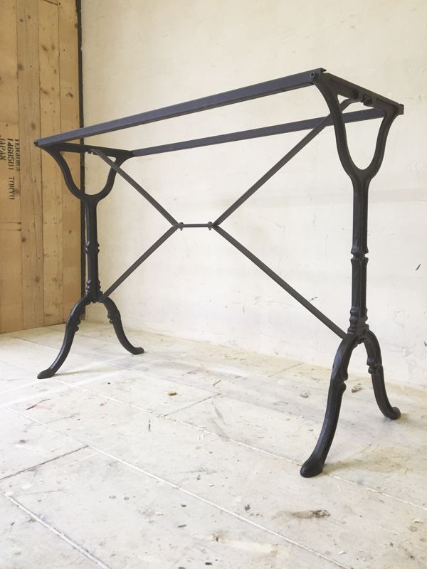 アンティークミシン脚風の鉄脚、アイアンレッグの販売は大阪東京のGFへ