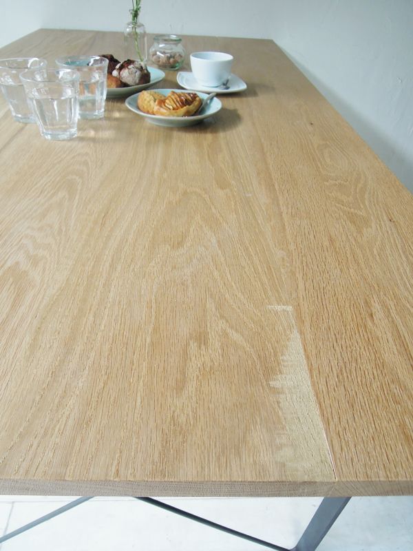 オーク無垢材×鉄脚アイアンテーブルは大阪東京のGrace Furnitureへ