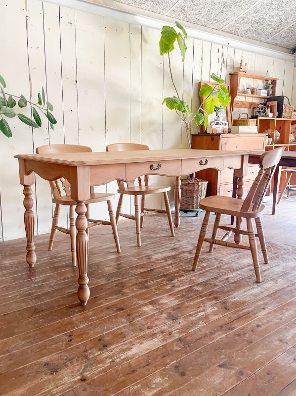 ジャーマンビーチ無垢材ダイニングテーブルアンティーク調W1600@大阪