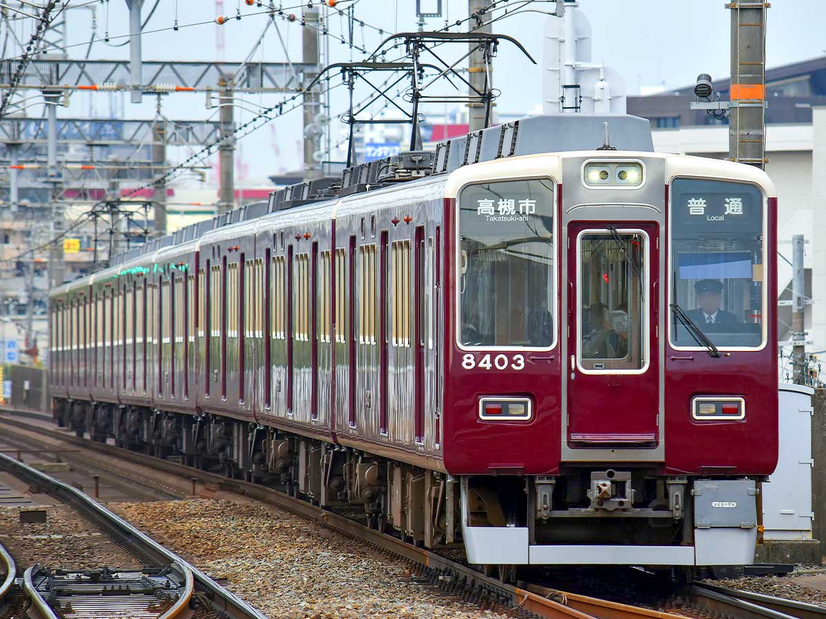 32117＞阪急8300系（2次車・8303編成・白ライト）8両編成セット（動力