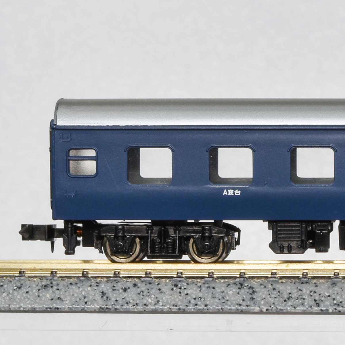 11058＞着色済み オロハネ10形（青色・帯無し）｜エコノミーキット｜N