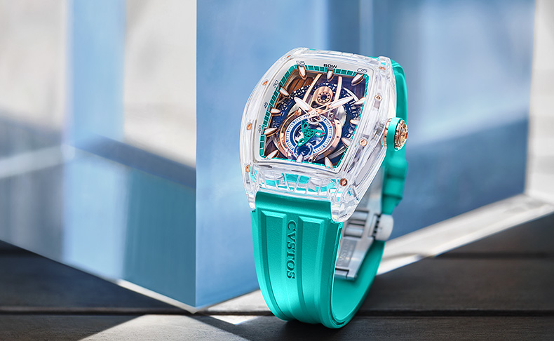 クストス(CVSTOS) 2023新作 童心や好奇心を刺激するサファイア