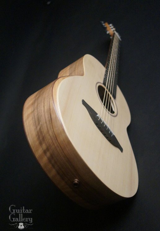 Sheeran W04 Guitar – Guitar Gallery