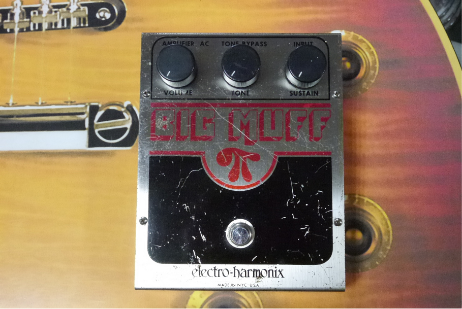 Electro Harmonix 1980's Big Muff 3rd Version - GUITAR TRADERS