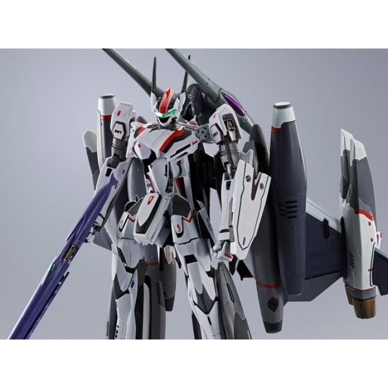 The False Songstress DX Chogokin VF-25F Tornado Messiah Valkyrie