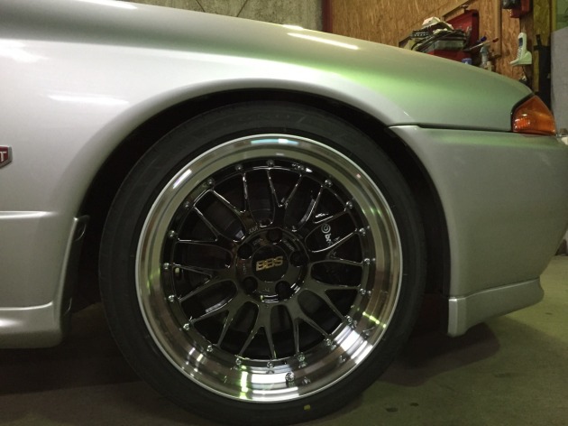 日産 R32スカイライン GT-Rに車高調、BBS LM装着！ブラックミラーの