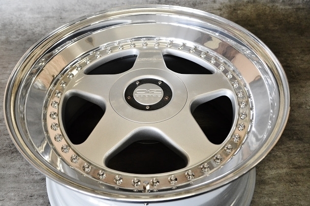 OZフッツーラ 19インチ リム交換からフルオーバーホールリフレッシュ