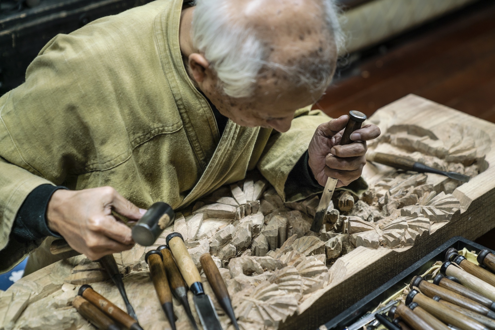 竹中大工道具館 | 井波彫刻―物語を彫る