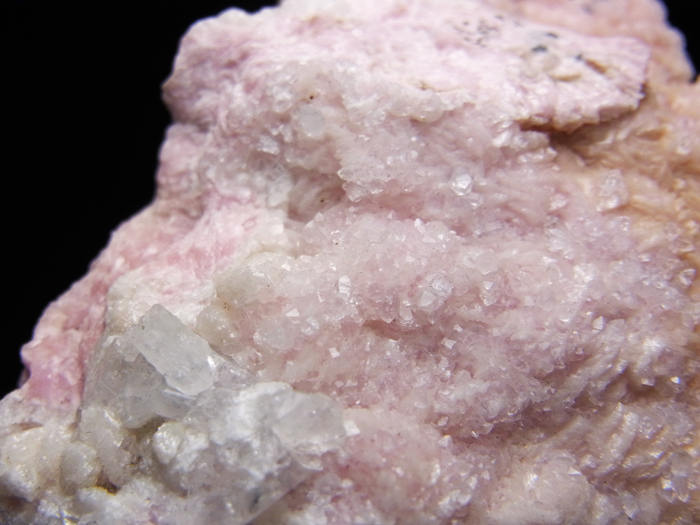 北海道稲倉石鉱山産 菱マンガン鉱＆水晶 (Rhodochrosite & Quartz