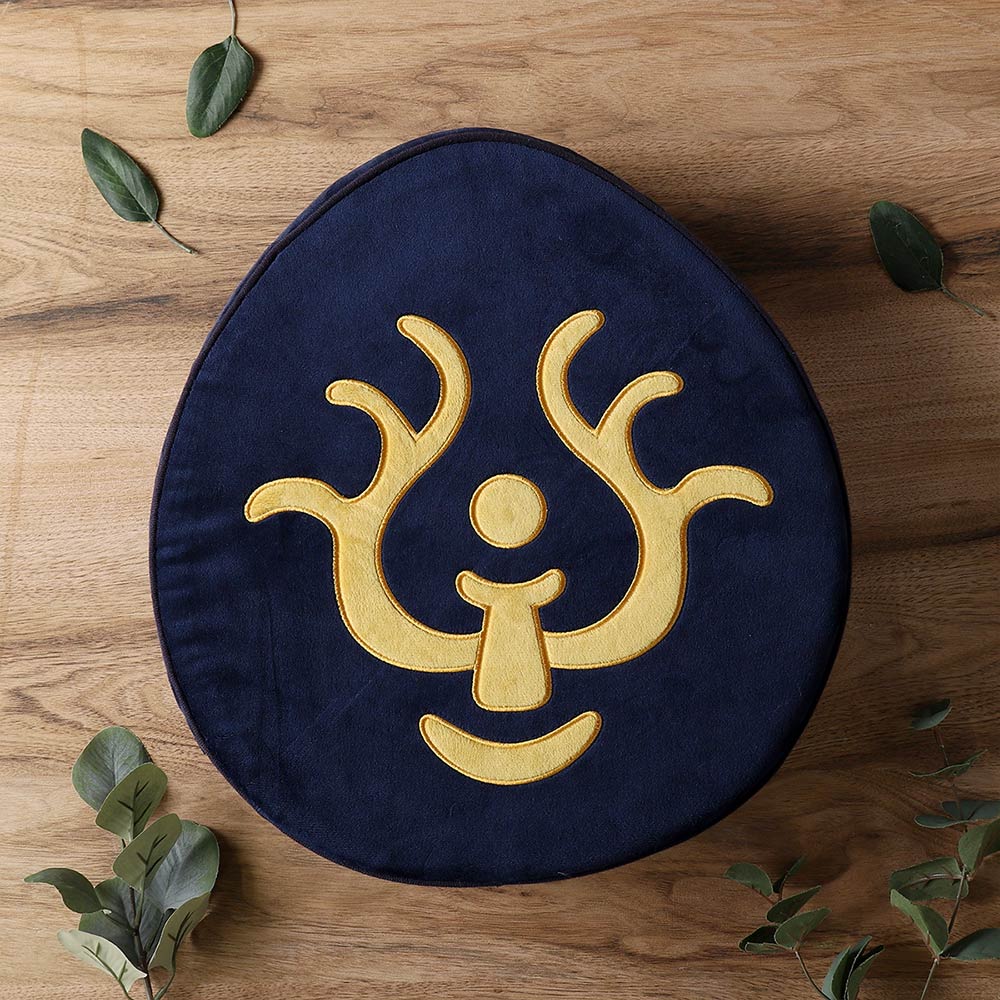 天空の城ラピュタ ｢シータの飛行石｣ クッション | どんぐり共和国そら