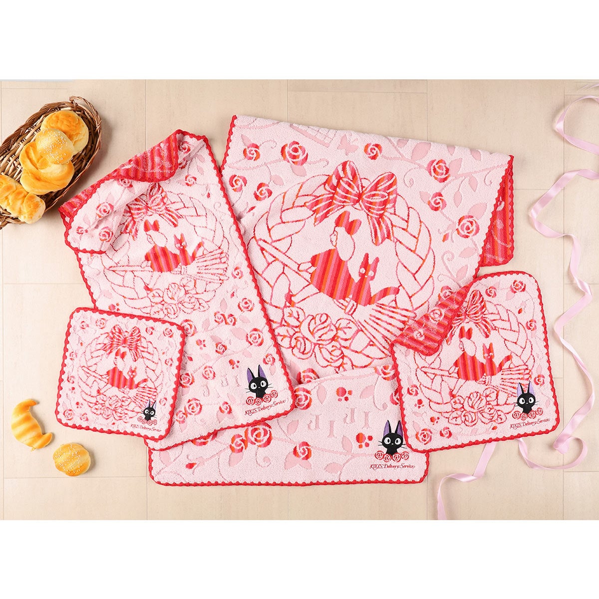 魔女の宅急便 パンリースとジジ ウォッシュタオル | どんぐり共和国