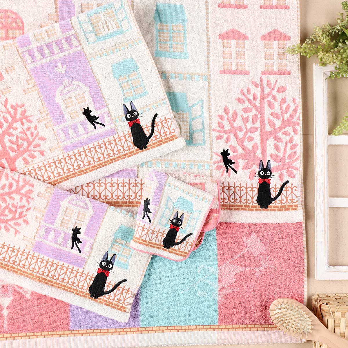 魔女の宅急便 ｢アパートメント｣ ウォッシュタオル | どんぐり共和国