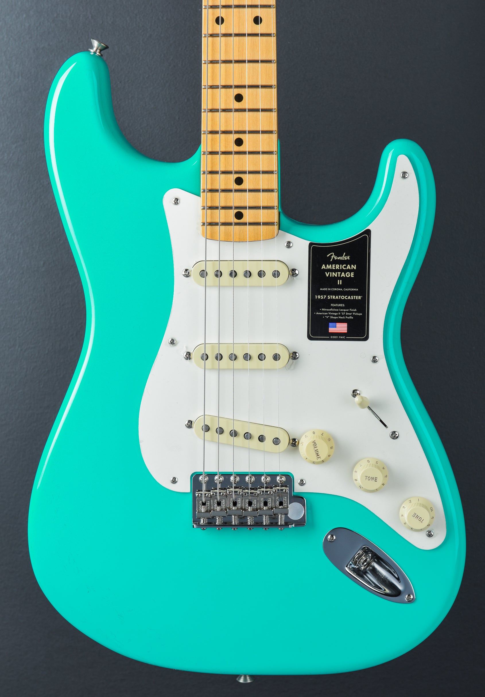 American Vintage II 1957 Stratocaster - Sea Foam Green – Dave's