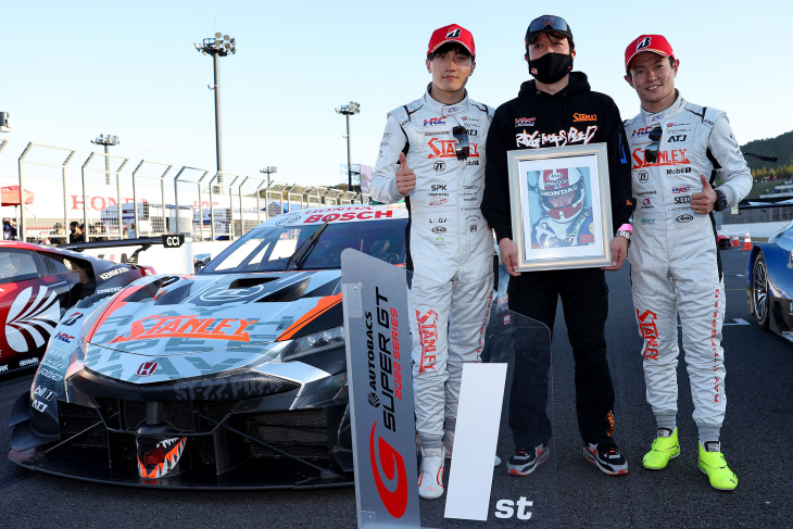 Calsonic Team Impul & Kondo Racing Secure Championship Double For