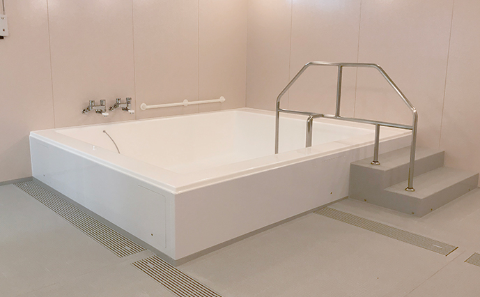 介護・病院向けオーダーメイドユニットバス 介護ゆとりっくす｜ダイワ化成