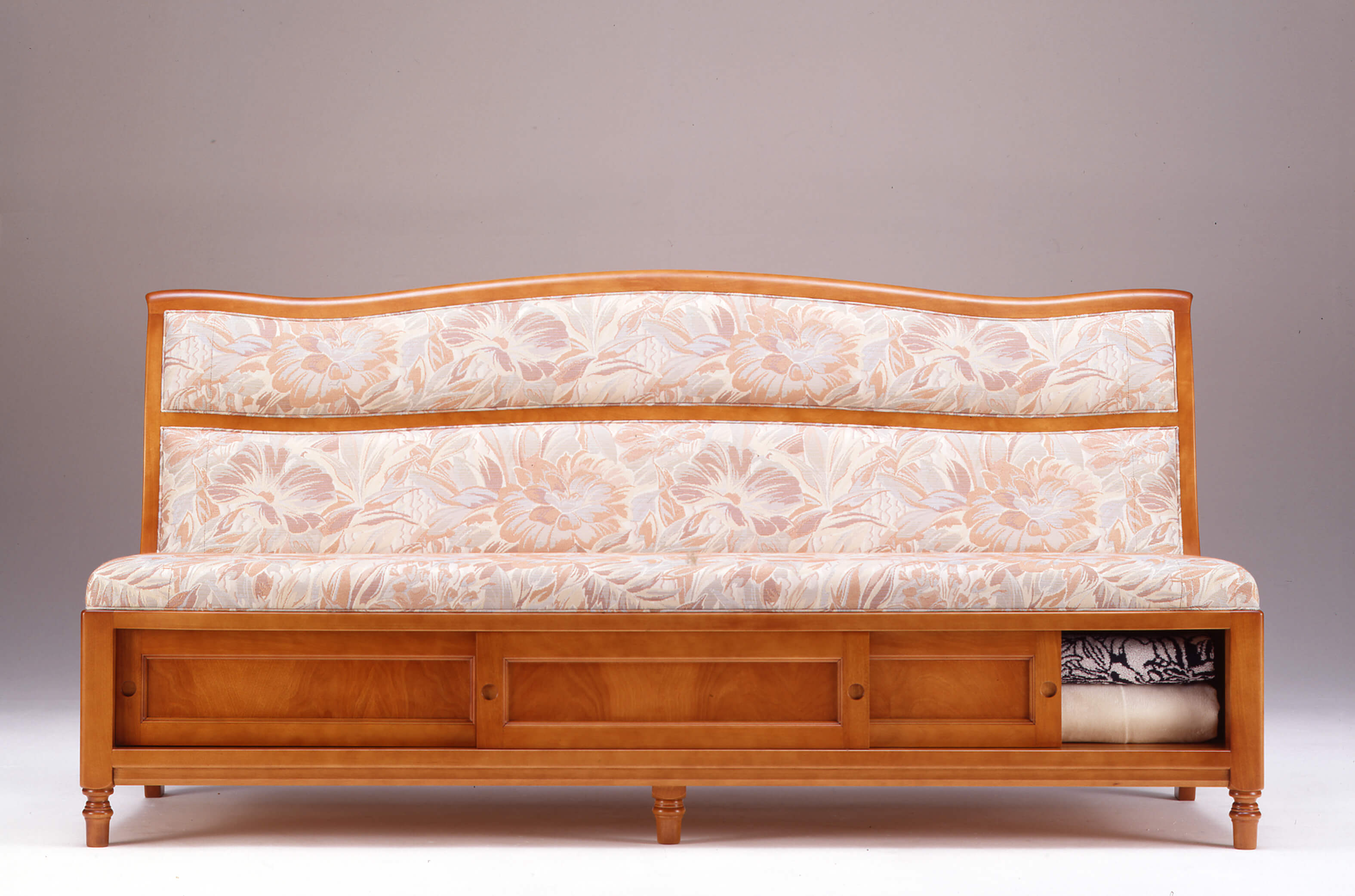 Dining Collection│横浜クラシック家具「ダニエル」