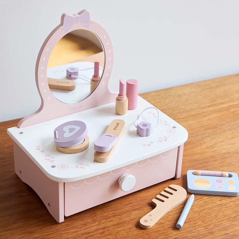 ドレッサー＆メイクセット: おもちゃ[DADWAY ダッドウェイオンライン