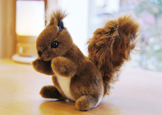 ケーセン（Kosen）社 【子りすのぬいぐるみ】 木のおもちゃデポー