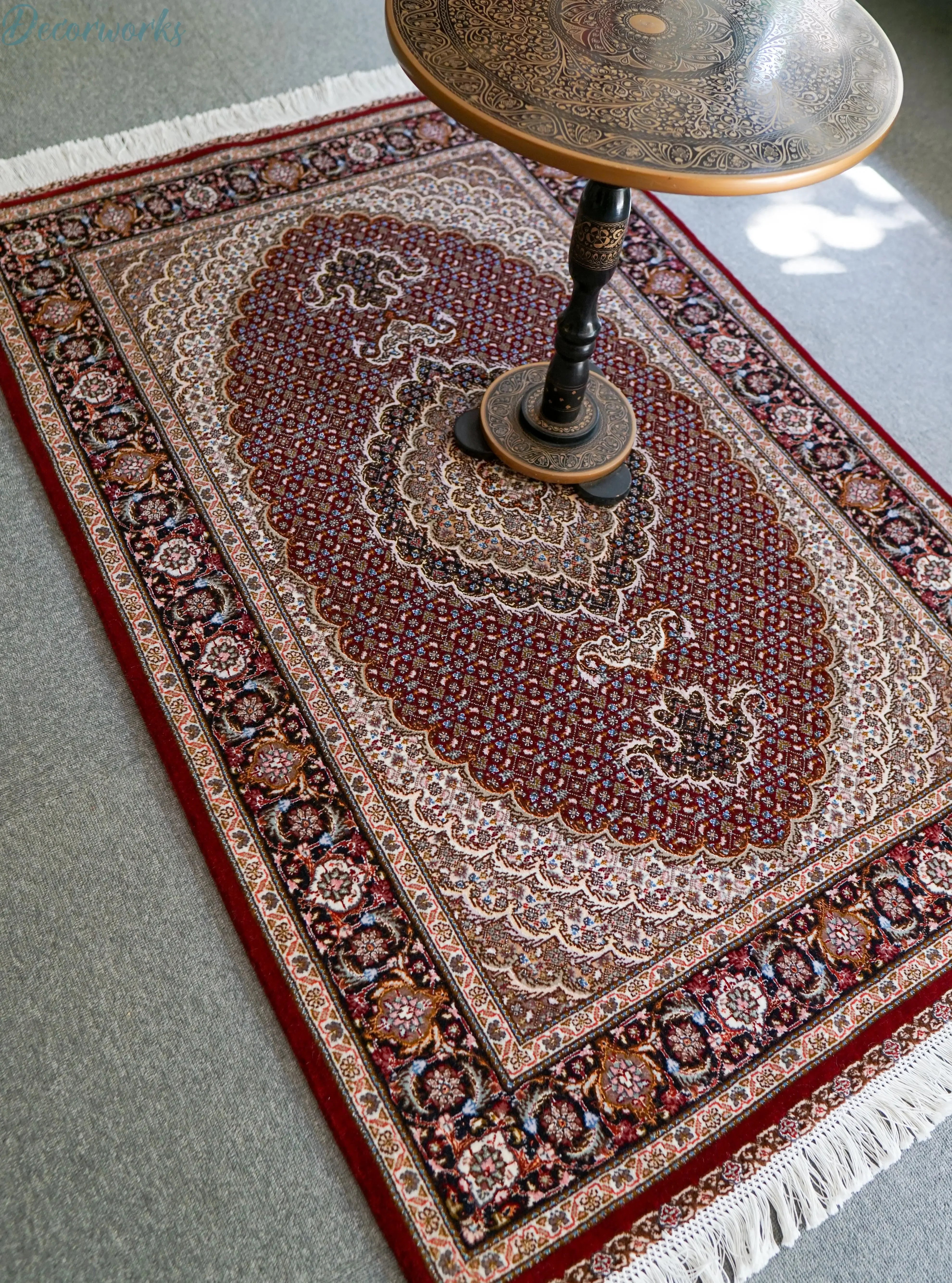 154×100cm 手織り ペルシャ絨毯 タブリーズ産 50RAJ - Decorworks