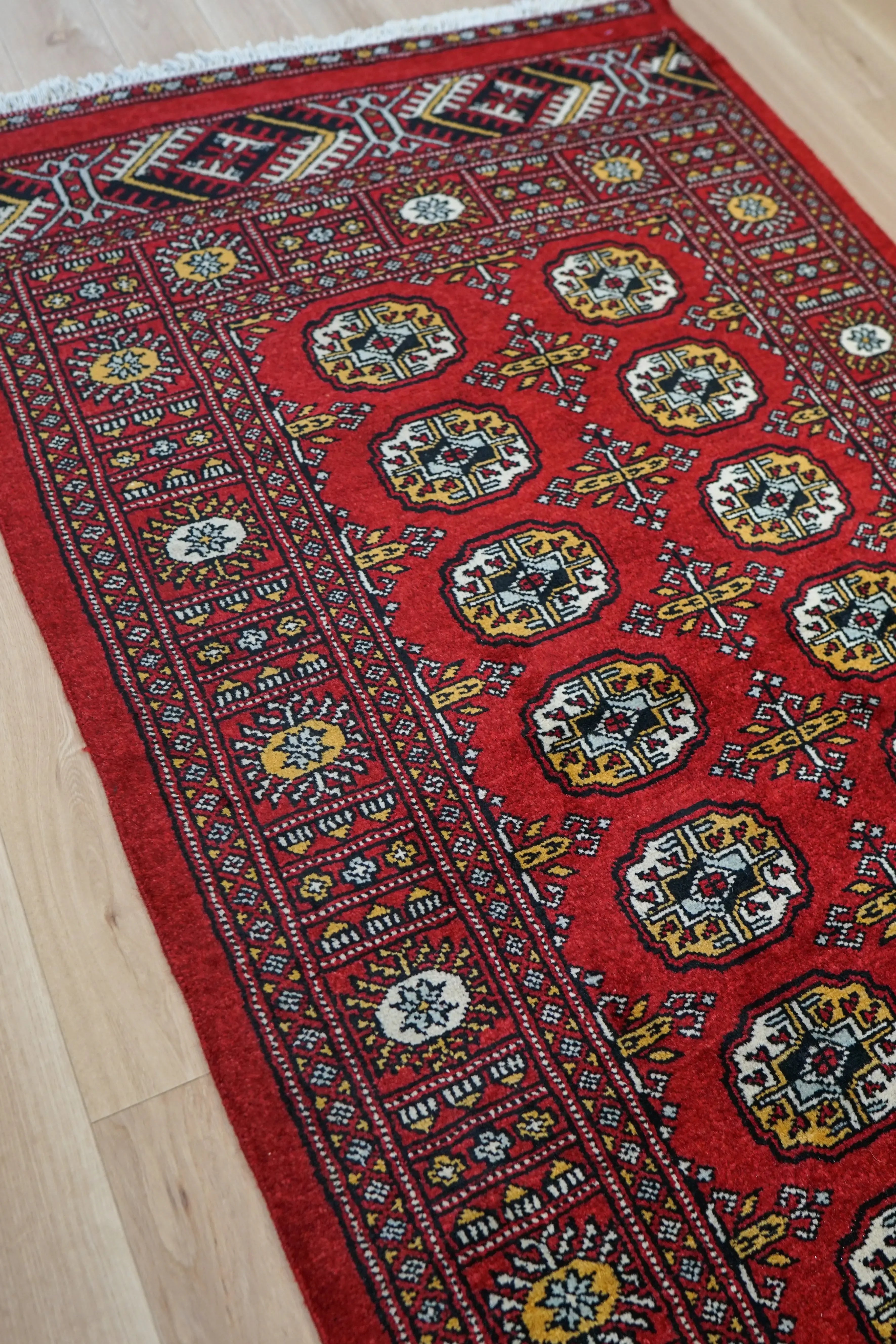 パキスタン絨毯、伝統手織りラグ、高品質ウールラグ通販、Decorworks