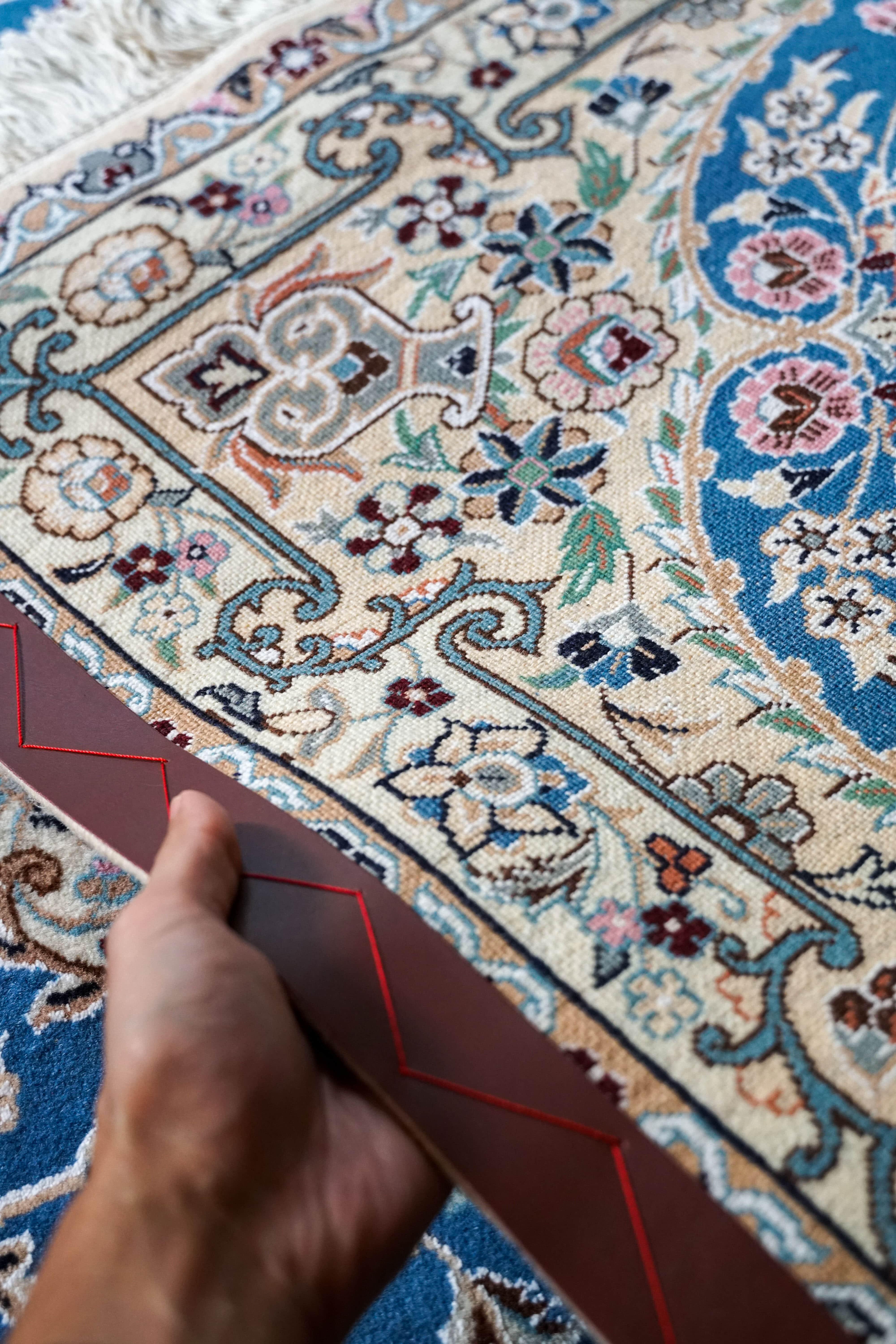 ペルシャ絨毯 ナイン産 青 9la 高級ウール 152×105cm – Decorworks