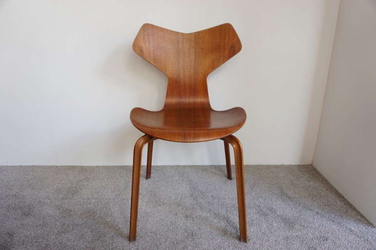 GRAND PRIX Chair FRITZ HANSEN Arne Jacobsen Teak / グランプリ