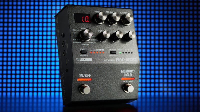 BOSS／RV-200】洗練されたデザインにクラス最高峰の音質を備えた200