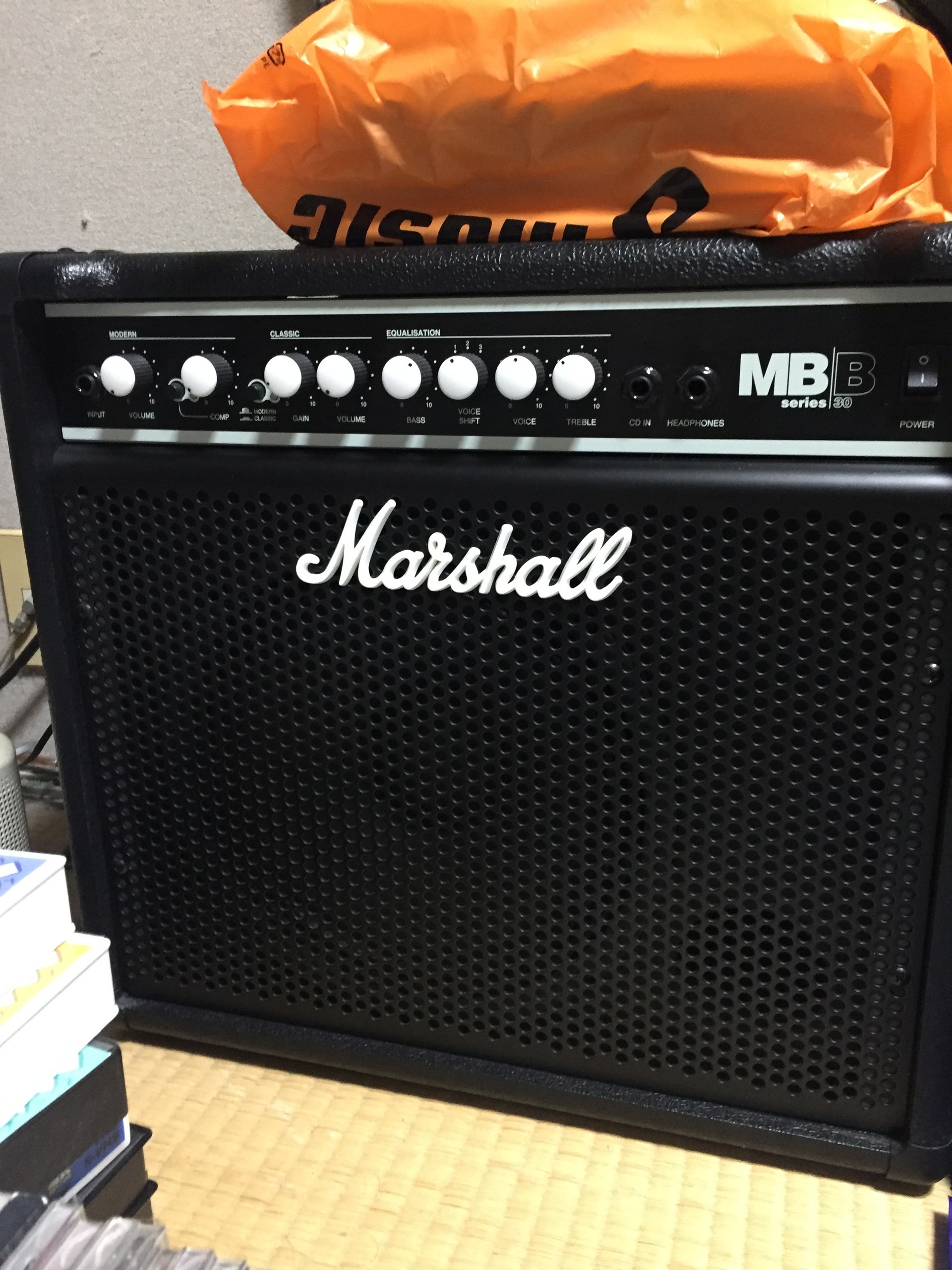 Marshall Marshall®︎ MB30 ギアコレ - 【楽器検索デジマート】