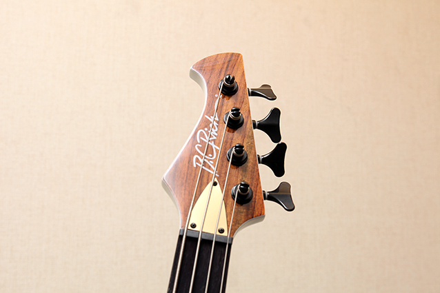 新製品動画速報！ B.C.Rich / 1983 Warlock Bass【楽器検索デジマート】