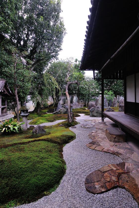 昭和の作庭家・重森三玲の庭園美術館 - 「風景」をつくるガーデニング術