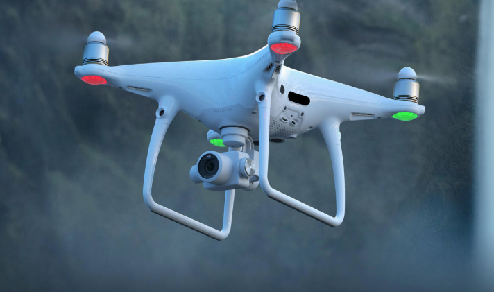 永遠のベストセラー機・DJI「Phantom4 Pro V2.0」の魅力！ | ドローン