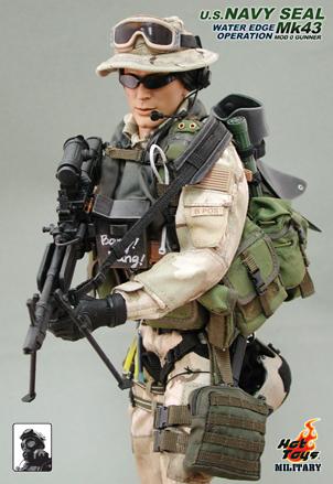 Dragon-Models.de | U.S.Navy Seal Water Edge Operation ,Hot Toys