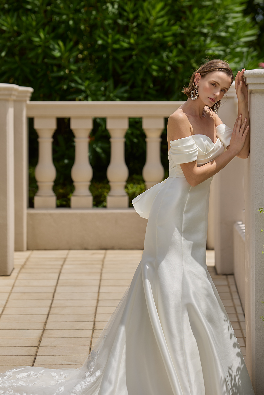 MMM0196 | DRESS GALLERY BOX