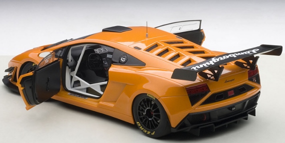 オートアート1/18 ランボルギーニ ガヤルド GT3 FL2 2013｜ミニカー