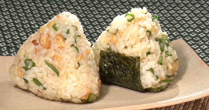 ZIP「天かすおにぎり」の作り方～我が家自慢のおにぎりレシピ | 知っ得