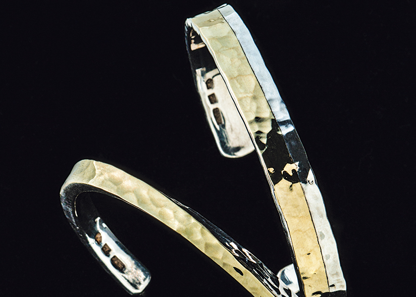 何百回も叩いて鍛えるシルバー980×14金の奇跡｜雑誌Begin(ビギン)公式