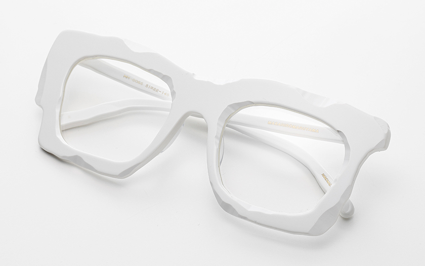 芸術的なデザインを生む国際的な日本の眼鏡ブランド「マサヒロマルヤマ