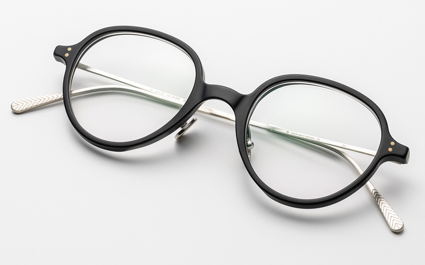 アンティーク眼鏡の美しい佇まいを純銀で表現「ゲルノット・リンドナー