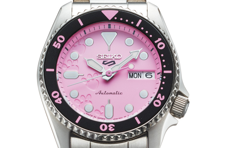 セイコー5スポーツが豹変!? 大人ピンクがニクいピンクパンサーコラボ