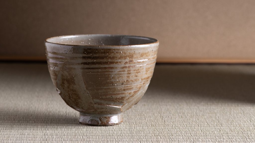 令和七年 乙巳歳 不傳庵宗実家元御好 「朝日焼茶碗」 十六世 松林豊斎